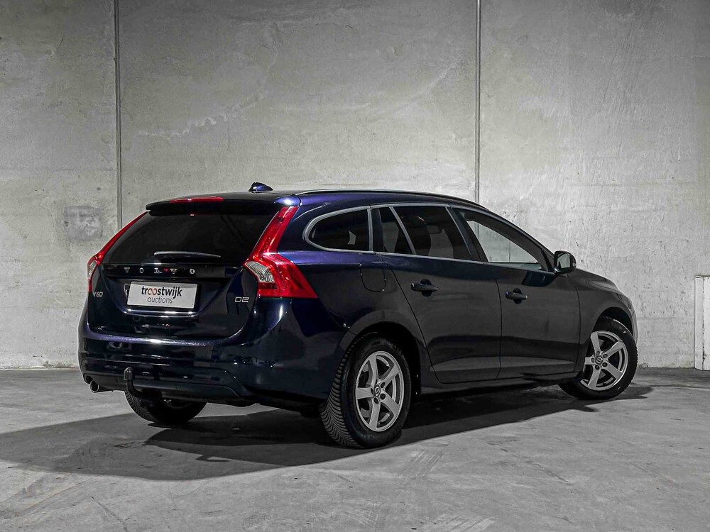 Volvo V60 2.0 D2 Momentum 120PS 2016 -Automatik-, H-765-RV