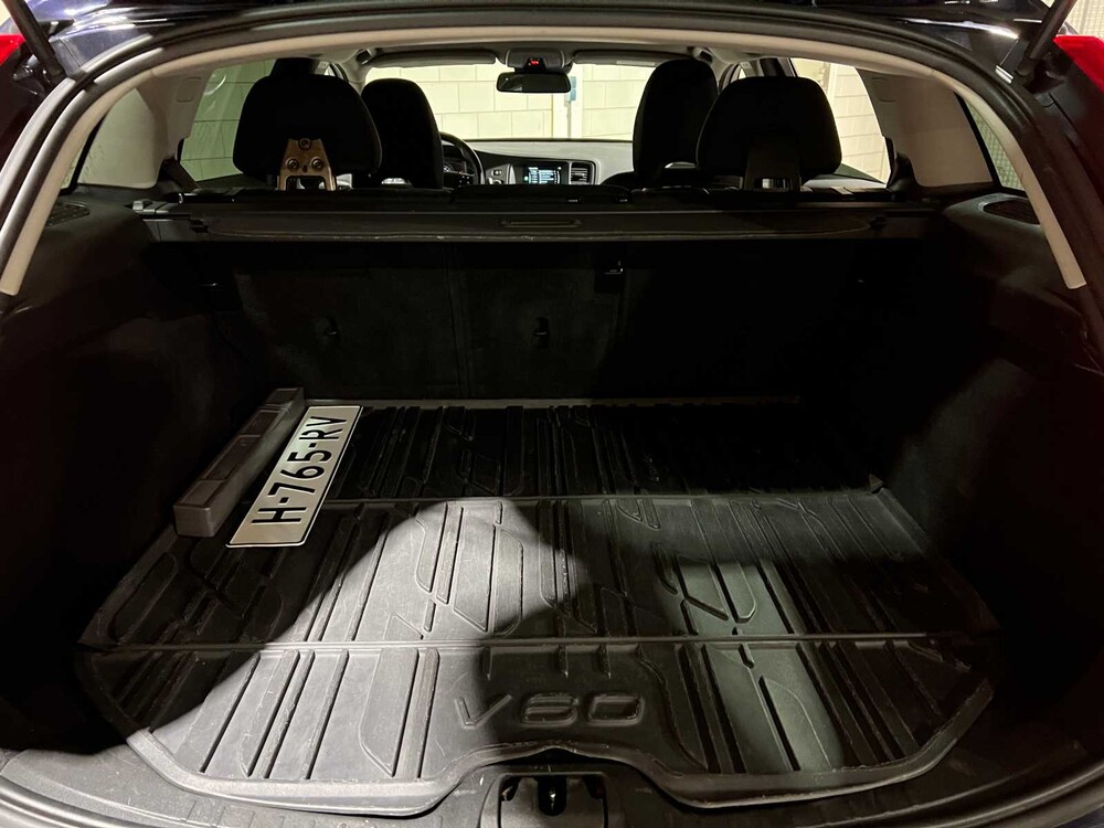 Volvo V60 2.0 D2 Momentum 120PS 2016 -Automatik-, H-765-RV