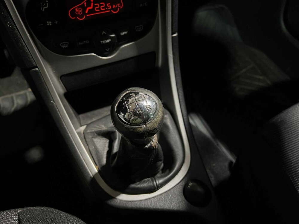 Peugeot 307 SW 1.6 16V Premium 109PS 2005, 78-RF-HB