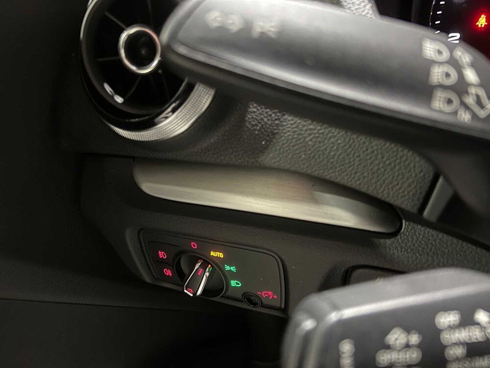 Audi A3 Sportback 1.4 TFSI S-Line Ambition Pro Line S 122hp 2013, 3-SPD-25