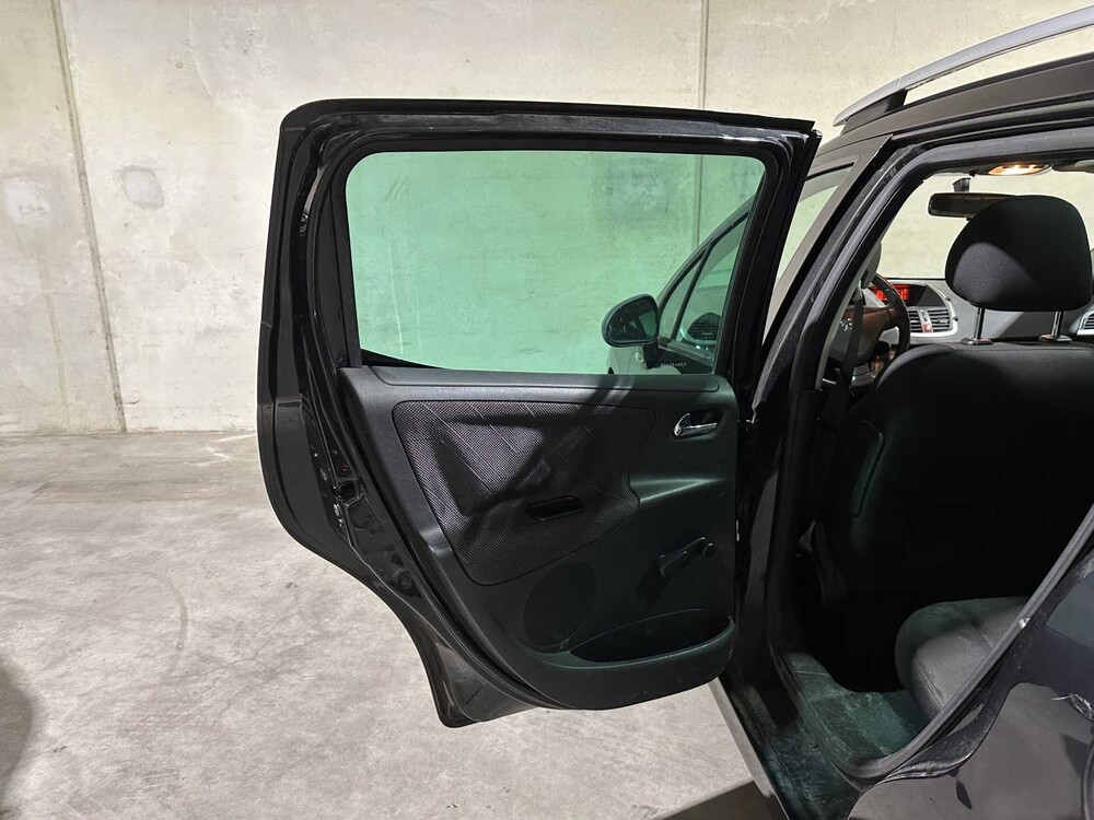 Peugeot 207 SW 1.6 VTi XS 120PS 2007, 86-ZG-GS