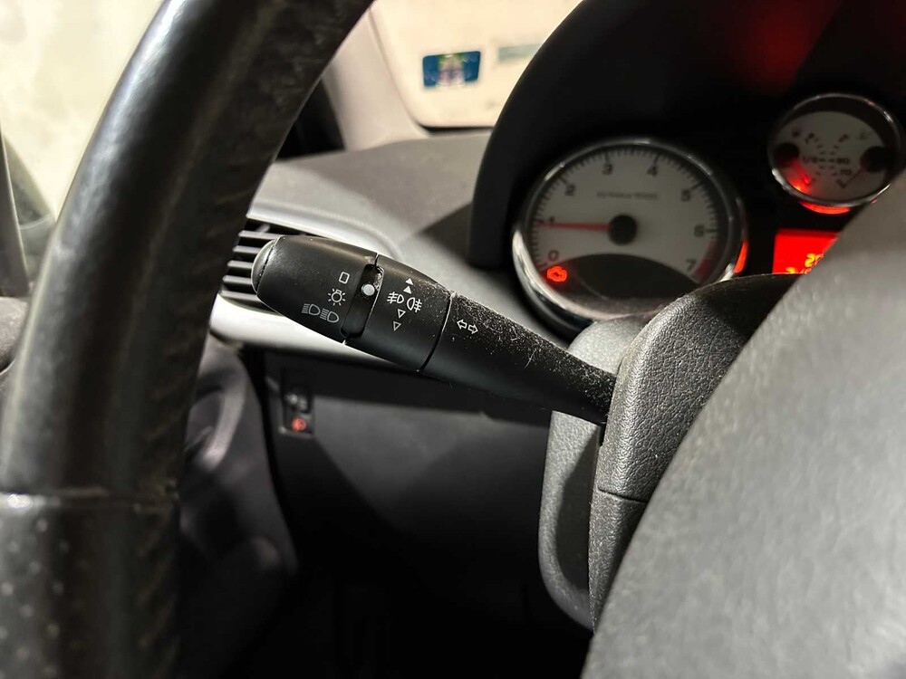 Peugeot 207 SW 1.6 VTi XS 120PS 2007, 86-ZG-GS