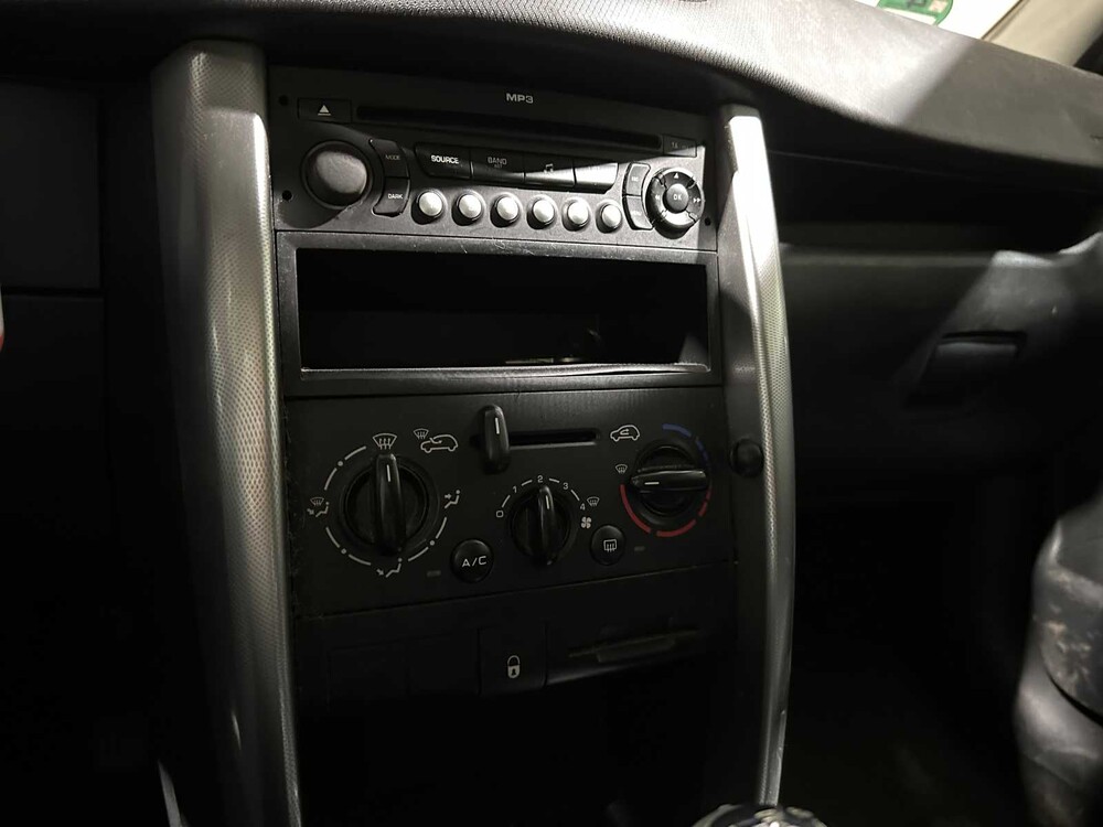 Peugeot 207 SW 1.6 VTi XS 120PS 2007, 86-ZG-GS