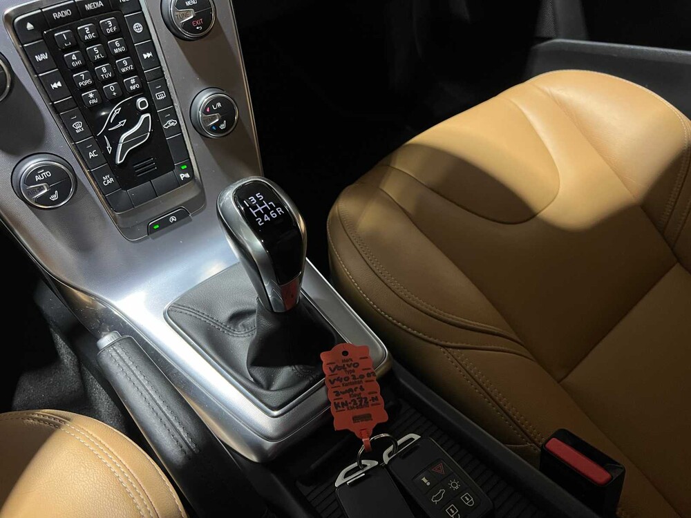 Volvo V40 2.0 D2 Nordic+ Inscription 120PS 2016, KN-272-N