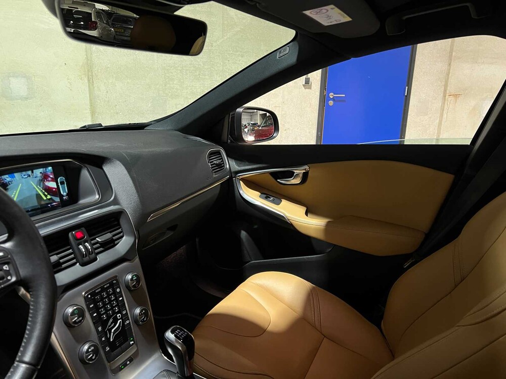 Volvo V40 2.0 D2 Nordic+ Inscription 120PS 2016, KN-272-N