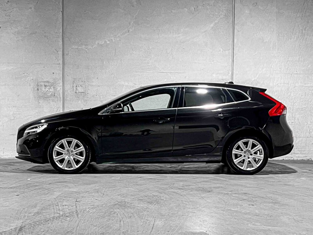 Volvo V40 2.0 D2 Nordic+ Inscription 120PS 2016, KN-272-N