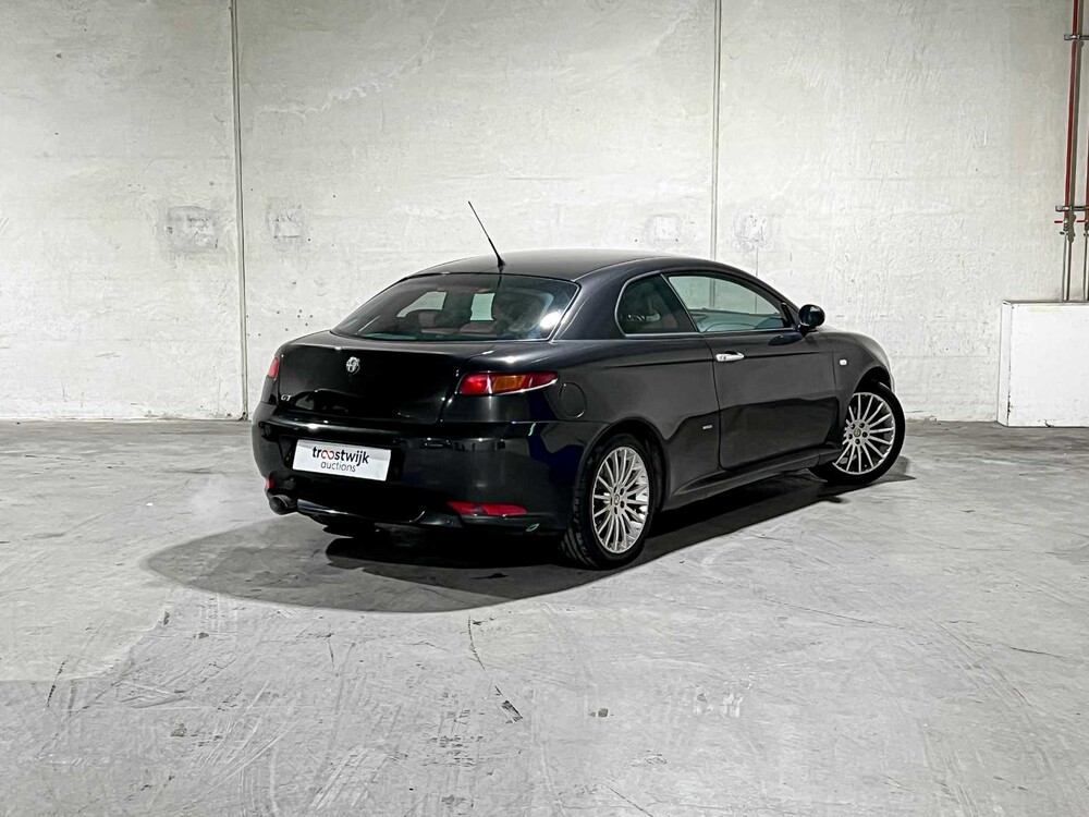 Alfa Romeo GT 2.0 JTS Distinctive 166PS 2004, 75-PF-HP