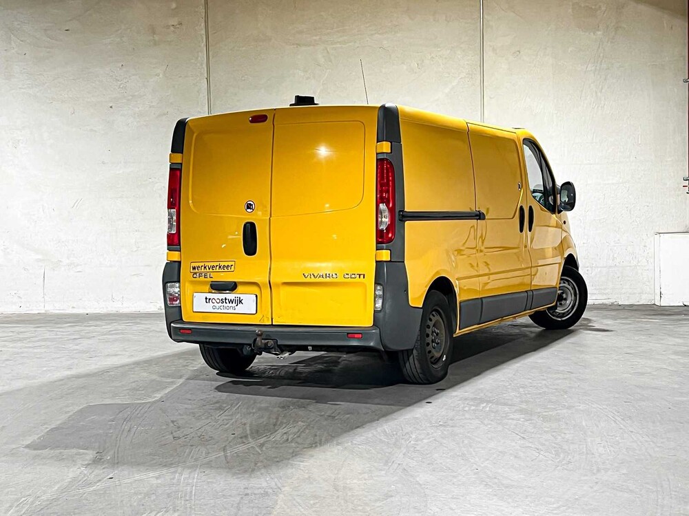 Opel Vivaro 2.0 CDTI L2H1 114PS 2010, 2-VJR-73