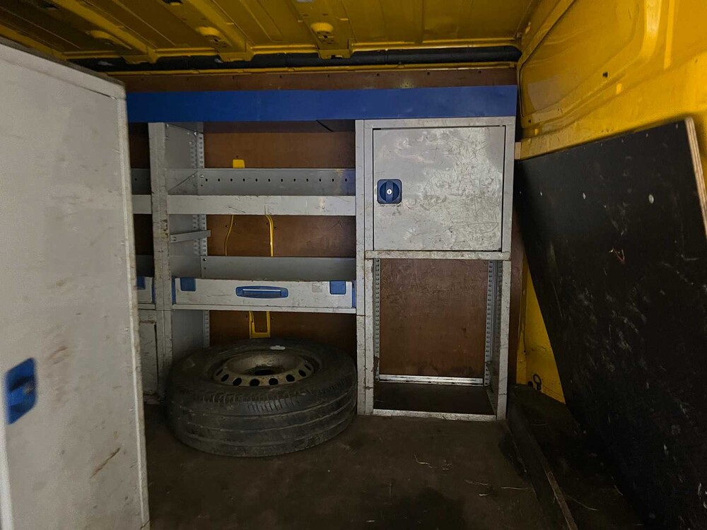 Opel Vivaro 2.0 CDTI L2H1 114PS 2010, 2-VJR-73