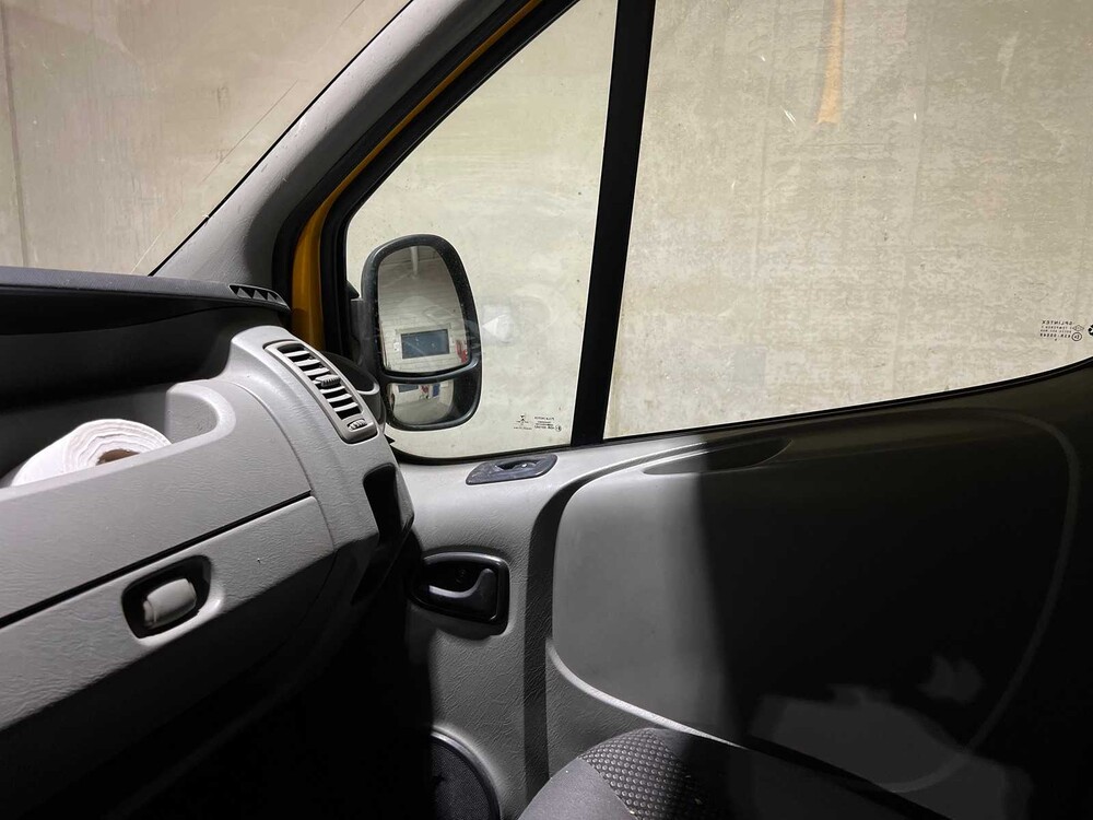 Opel Vivaro 2.0 CDTI L2H1 114PS 2010, 2-VJR-73