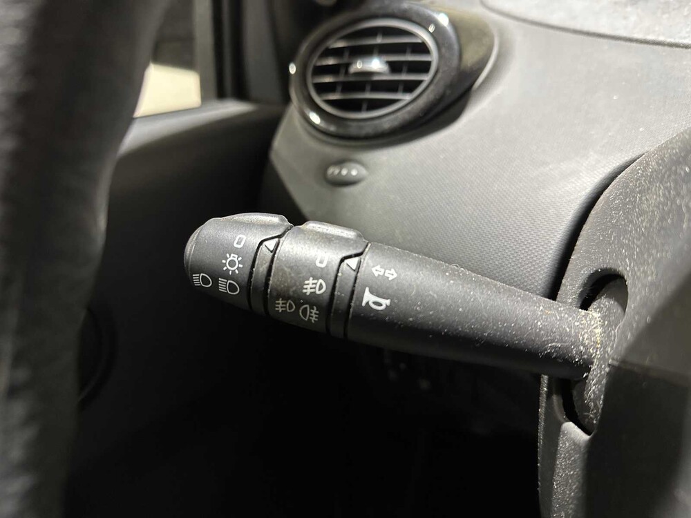 Renault Twingo 1.2 16V Parisienne 75PS 2014, 8-TJK-92