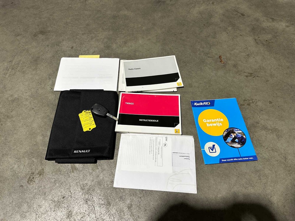 Renault Twingo 1.2 16V Parisienne 75PS 2014, 8-TJK-92
