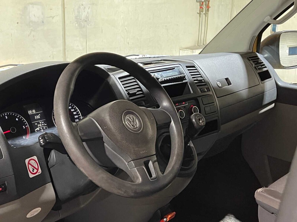 Volkswagen Transporter 2.0 TDI L2H2 102PS 2013, VB-841-S