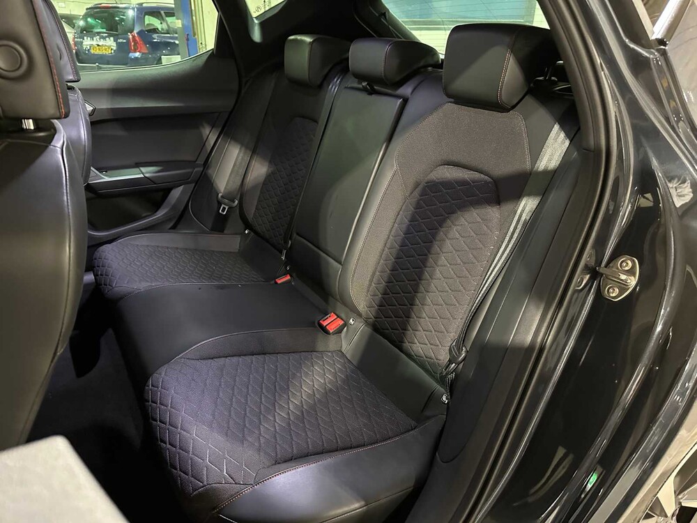 SEAT Leon 1.4 TSI eHybrid PHEV FR 150PS 2020, T-121-HL