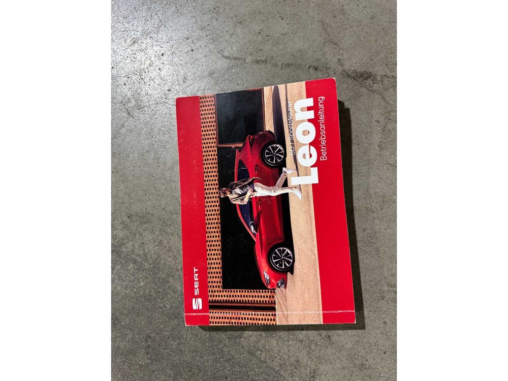 SEAT Leon 1.4 TSI eHybrid PHEV FR 150PS 2020, T-121-HL