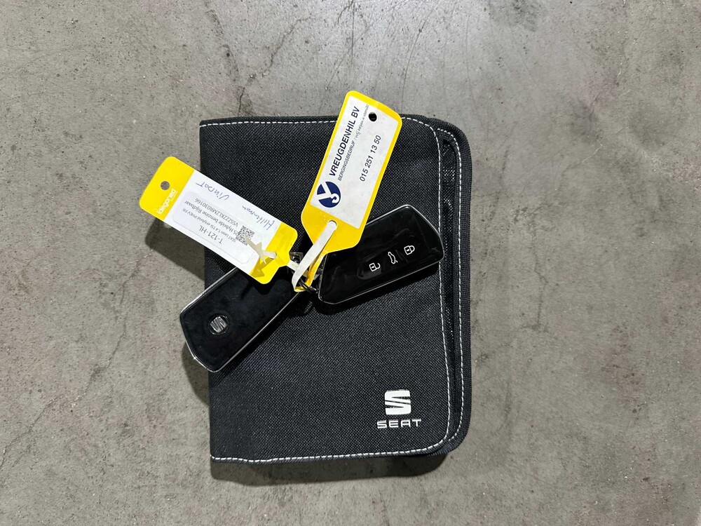 SEAT Leon 1.4 TSI eHybrid PHEV FR 150PS 2020, T-121-HL