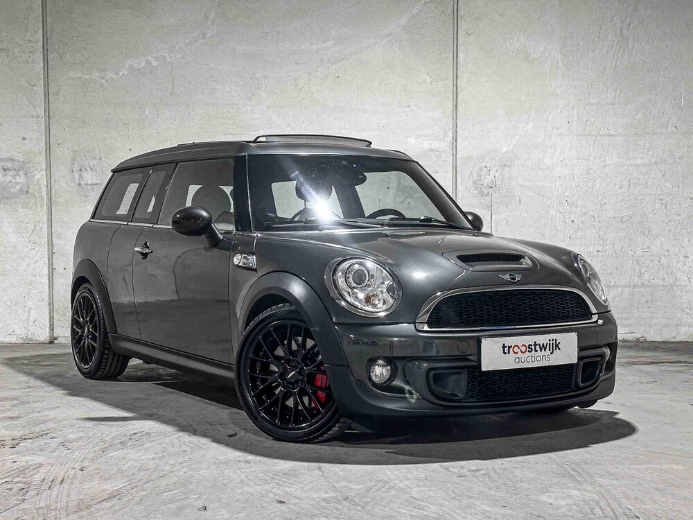 Mini Clubman John Cooper Works 1.6 211PS 2011, 5-XTG-33