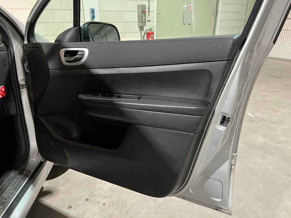 Peugeot 307 2.0-16V XS 140PS 2007, 70-JST-7