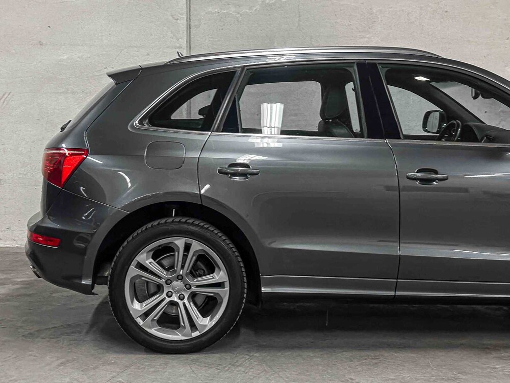 Audi Q5 3.2 FSI V6 Quattro S-line 271PS 2011, 52-XXH-7