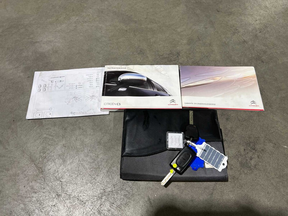 Citroen C5 Tourer 1.6 THP Business 156PS 2013, 2-SRR-61