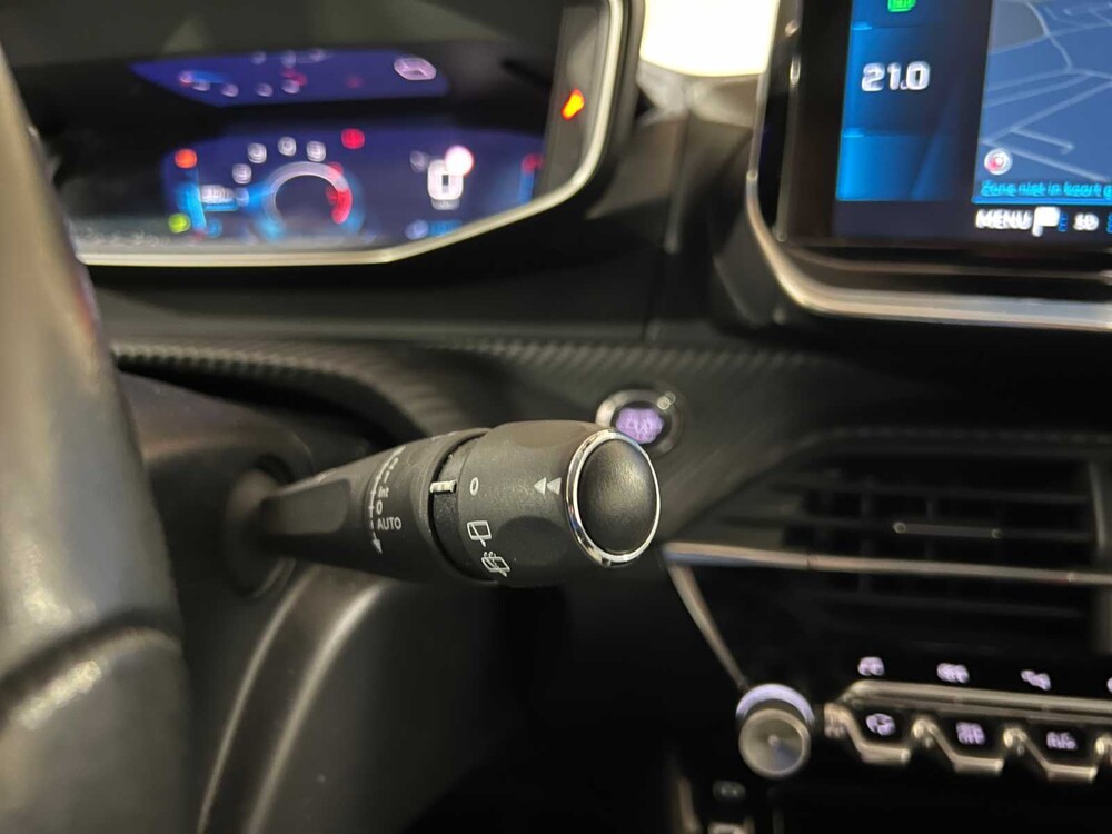Peugeot 208 1.2 PureTech Blue Lease Allure 101PS 2020, K-806-BB