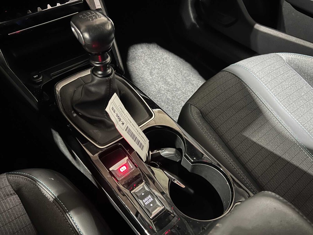 Peugeot 208 1.2 PureTech Blue Lease Allure 101PS 2020, K-806-BB