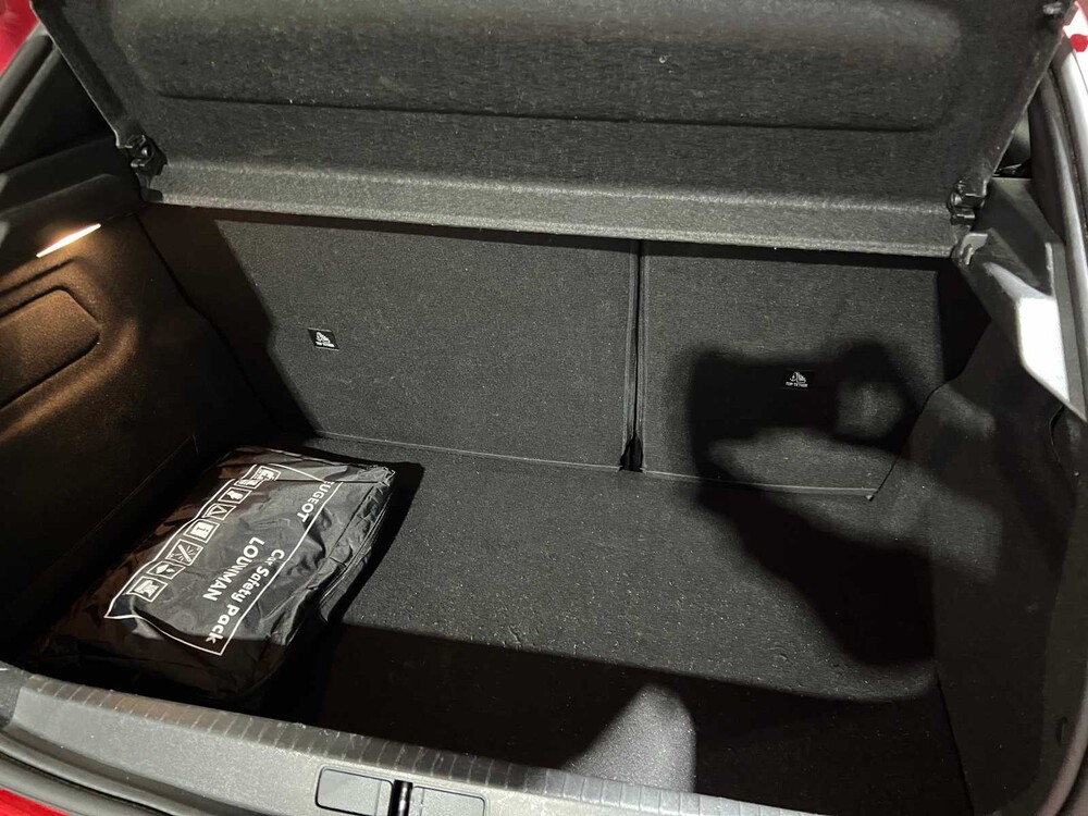 Peugeot 208 1.2 PureTech Blue Lease Allure 101PS 2020, K-806-BB