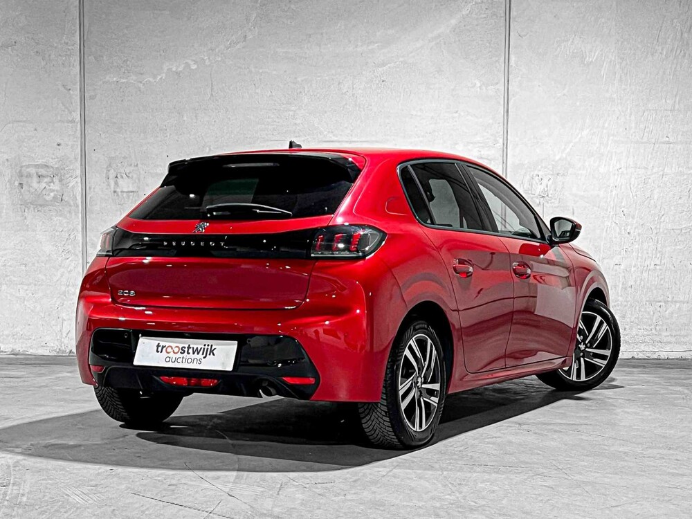 Peugeot 208 1.2 PureTech Blue Lease Allure 101PS 2020, K-806-BB