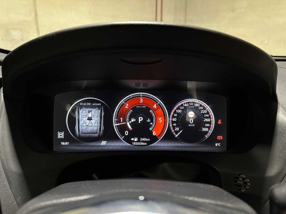 Jaguar F-PACE 2.0 Portfolio AWD 20d 179hp 2016, KK-975-V