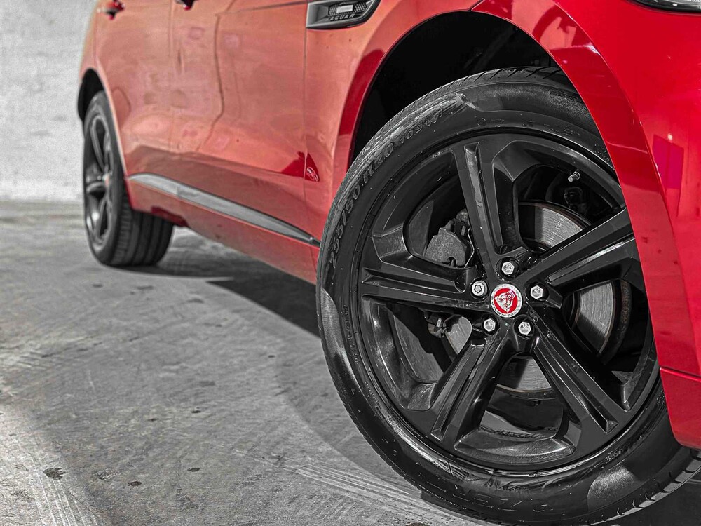 Jaguar F-PACE 2.0 Portfolio AWD 20d 179hp 2016, KK-975-V