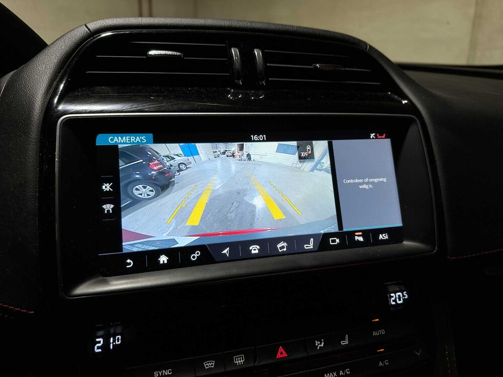 Jaguar F-PACE 2.0 Portfolio AWD 20d 179hp 2016, KK-975-V