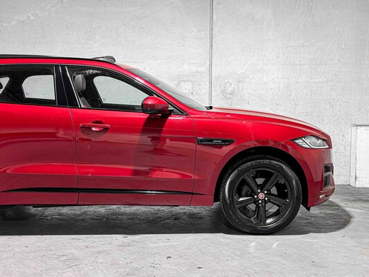 Jaguar F-PACE 2.0 Portfolio AWD 20d 179pk 2016, KK-975-V