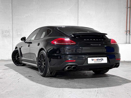 Porsche Panamera 4S 3.0 V6 420pk 2013, 2-XBF-53