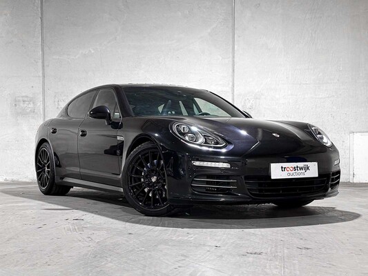 Porsche Panamera 4S 3.0 V6 420hp 2013, 2-XBF-53