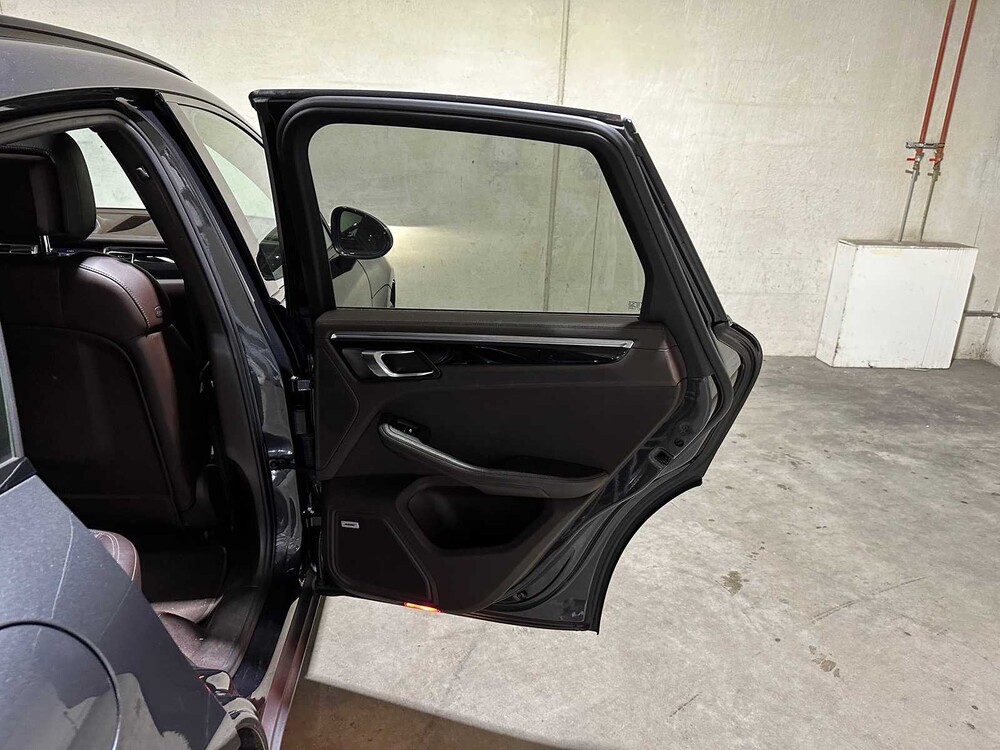 Porsche Macan S 3.0 V6 D 258hp 2016, JL-124-D