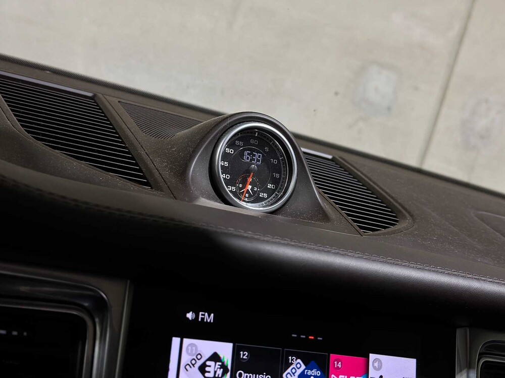 Porsche Macan S 3.0 V6 D 258hp 2016, JL-124-D