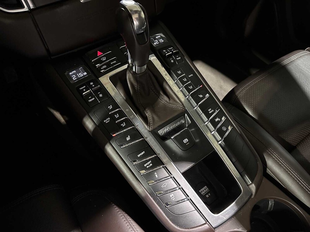 Porsche Macan S 3.0 V6 D 258hp 2016, JL-124-D