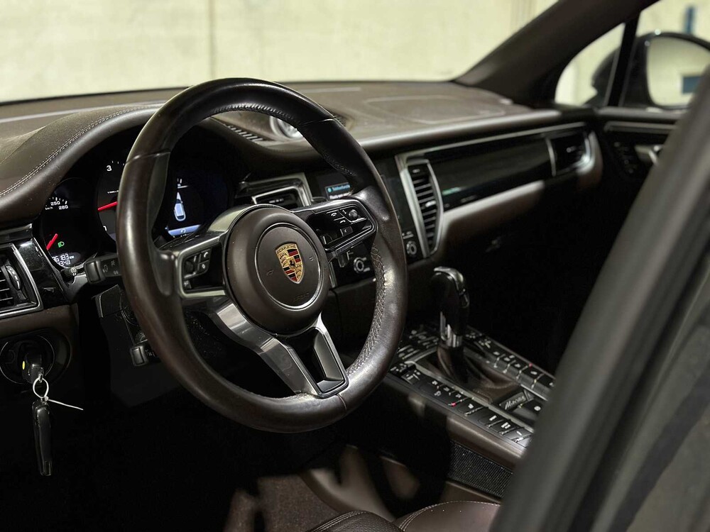 Porsche Macan S 3.0 V6 D 258hp 2016, JL-124-D