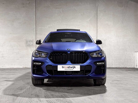 BMW X6 M50i 4.4 V8 High Executive 530hp 2021, L-865-KV