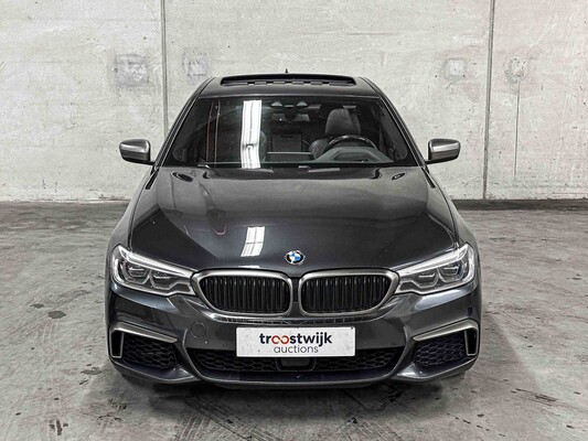 BMW M550i xDrive High Executive M-Sport 462PS 2018 5er, N-650-KN