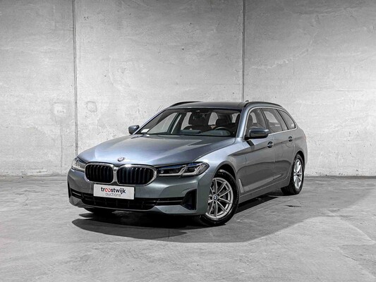 BMW 520i Touring Business Edition Plus 184pk 2022, N-940-VX