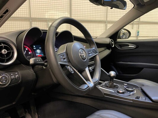 Alfa Romeo Giulia 2.2 Super 150PS 2018, RN-969-G