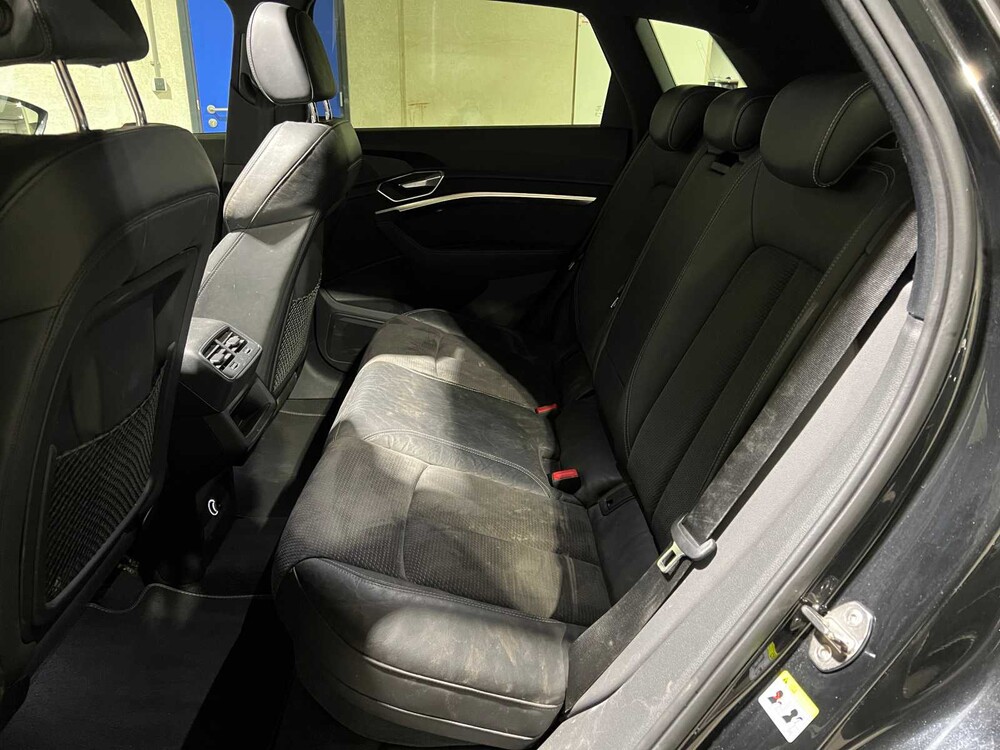 Audi e-tron 50 S-Line Quattro Launch Edition Black 71 kWh 313hp 2019, H-013-BN