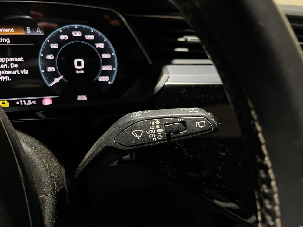 Audi e-tron 50 S-Line Quattro Launch Edition Black 71 kWh 313hp 2019, H-013-BN