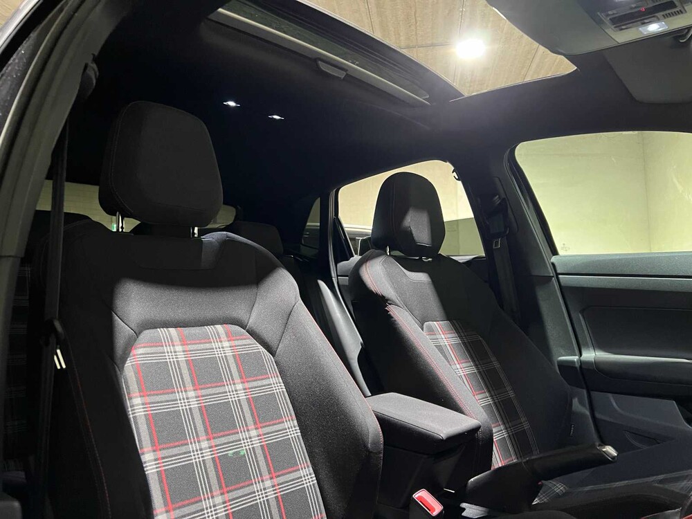 Volkswagen Polo GTI 2.0 TSI 200pk 2019, T-308-RZ