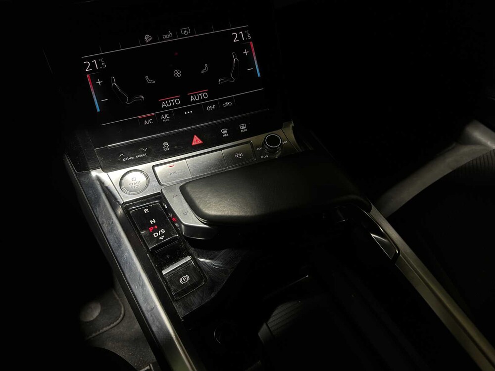 Audi e-tron 50 Quattro Business Edition 71 kWh 313pk 2020, J-746-HG