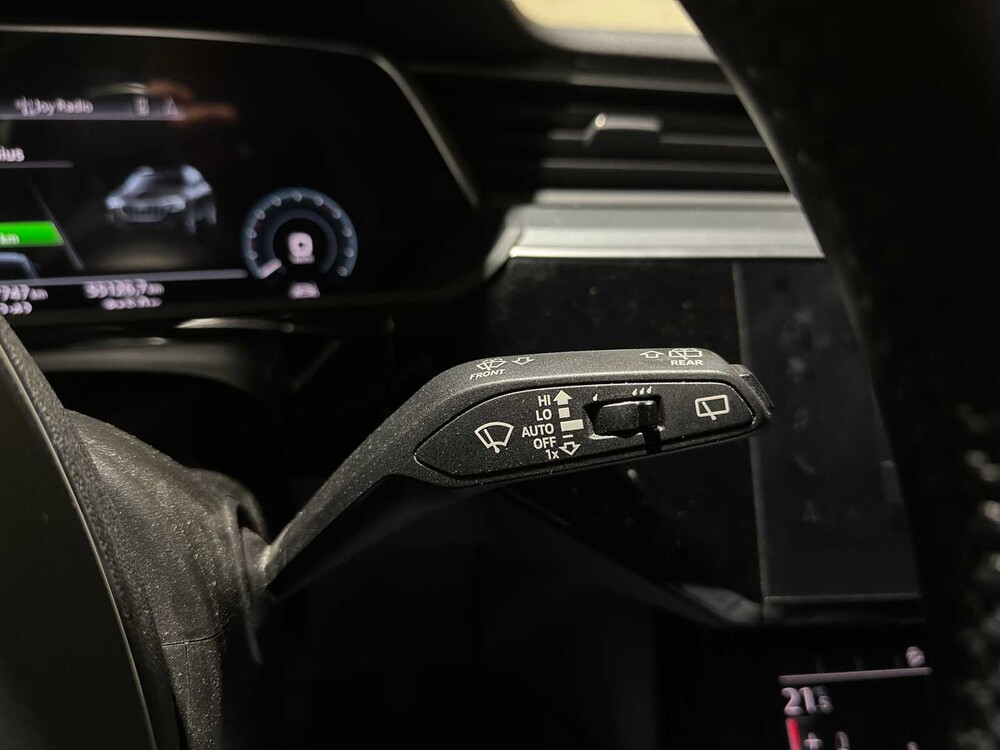 Audi e-tron 50 Quattro Business Edition 71 kWh 313pk 2020, J-746-HG