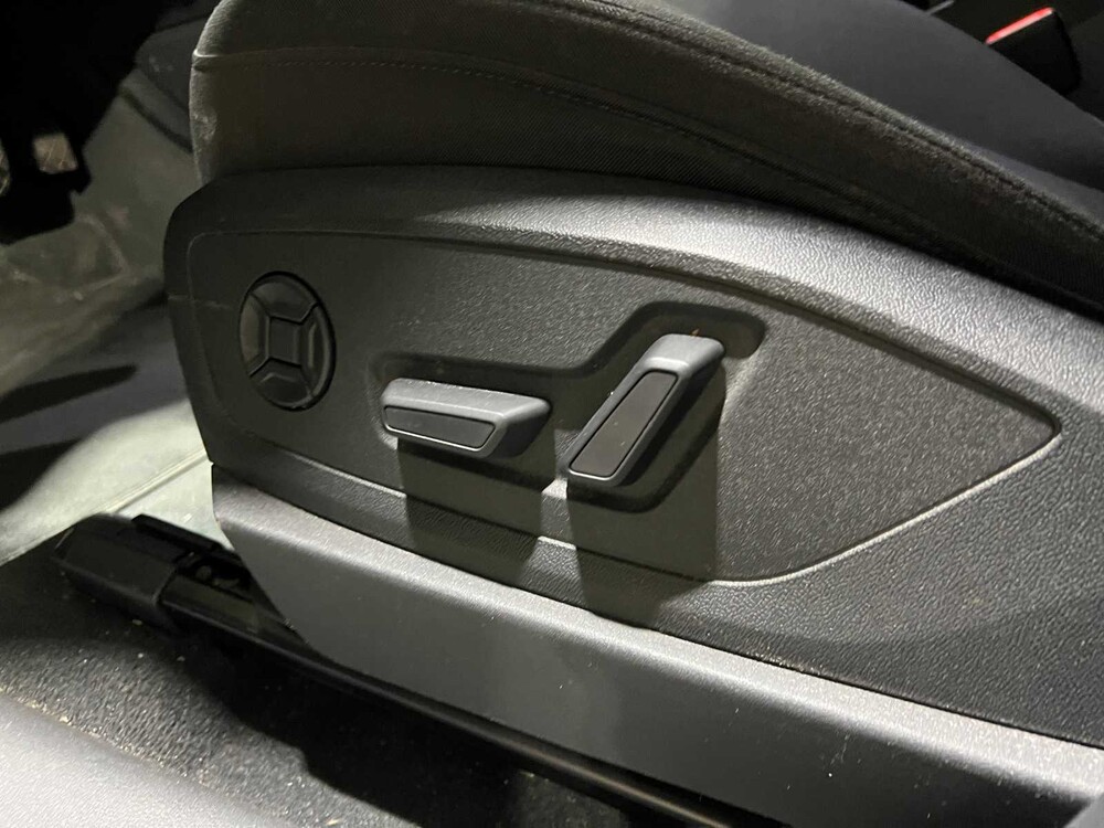 Audi e-tron 50 Quattro Business Edition 313hp 2020, J-470-FG