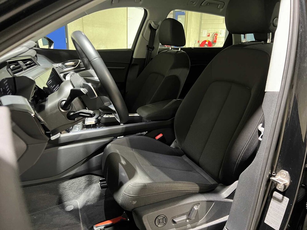 Audi e-tron 50 Quattro Business Edition 313hp 2020, J-470-FG