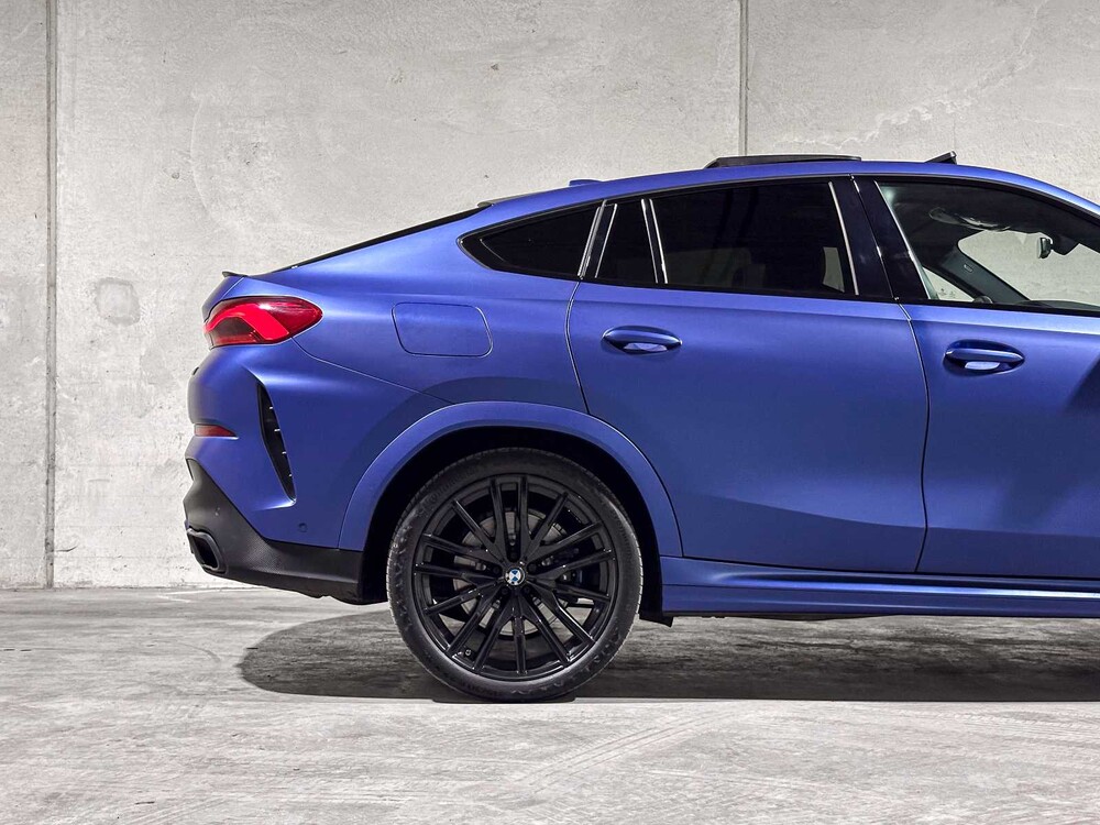 BMW X6 M50i 4.4 V8 High Executive 530pk 2021, L-865-KV